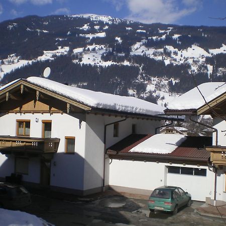 Апартаменты Haus Peter Schiestl Цель-ам-Циллер Экстерьер фото