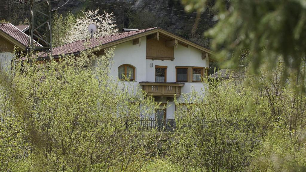Апартаменты Haus Peter Schiestl Цель-ам-Циллер Экстерьер фото